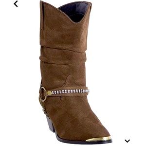 Dingo size 9.5 woman western boots , great used condition